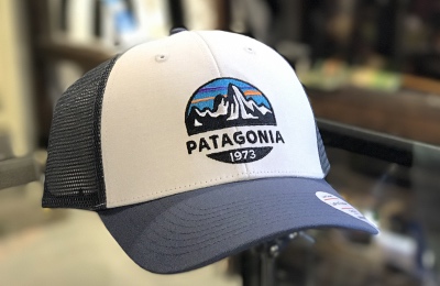 Patagonia フィッツロイ・スコープ・ロープロ・トラッカー・ハット